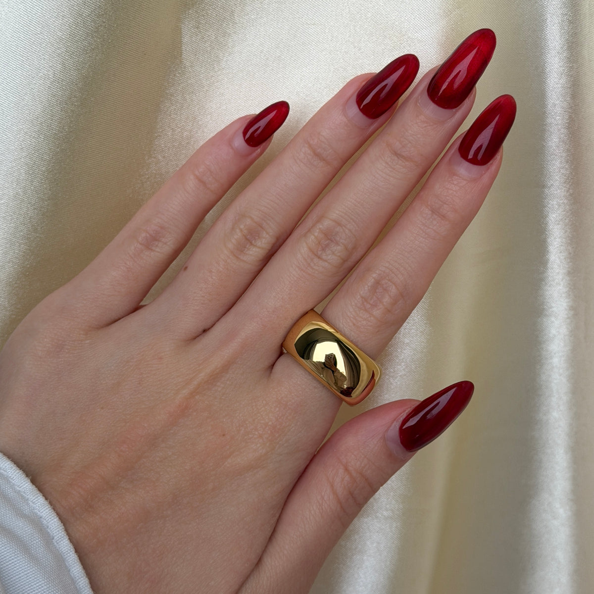 Sydney Ring Cover